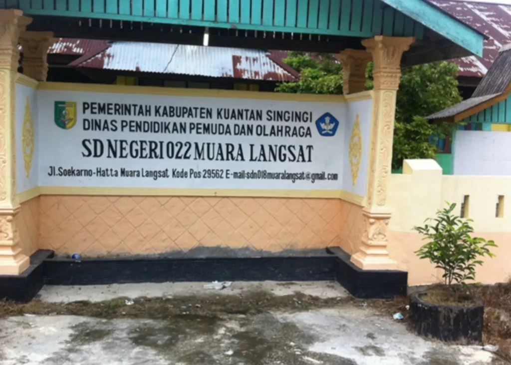 Diduga Penyelewengan Dana BOS SDN 022 Muara Langsat, Sapriadi Sebagai Kepala Sekolah Wajib Diperiksa.