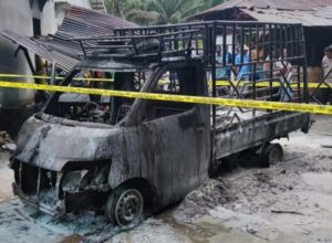 Mobil Pick-Up Muatan BBM Hangus di Kecamatan Bosar Maligas, Pengemudi Luka Bakar