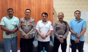 Kapolsek Wenang dan KPU Kota Manado Jalin Kemitraan Strategis untuk Pemilu 2024