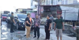 Tinjau Lokasi Jalan Rusak, Pj. Bupati Kampar Desak PUPR segera Lakukan Perbaikan