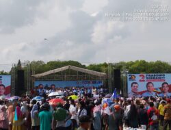 Gempar, Relawan Betha Gibran Kuansing Tumpah Ruah di lapangan Limuno menyaksikan kampanye Akbar pasangan Prabowo – Gibran di Kuansing.