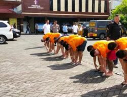 Satuan Tahti Polresta Manado Giatkan Kegiatan Olahraga untuk Tahanan di Lapangan Apel Polresta Manado