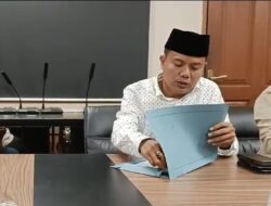 Ketum AMI Membagikan Santunan Kepada Anak Yatim Atas Kinerja KPK.