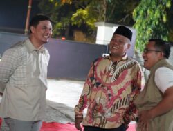 Open House Terakhir “Dibanjiri” Warga, Adam Pamit Seraya Mohon Maaf