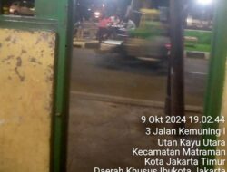 Diduga Kebal Hukum, Tiga Remaja Belasan Tahun Bermain Judi Remi di Tengah-Tengah Masyarakat.