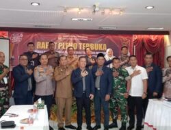 KPU Padang Sidempuan Rekapitulasi Hasil Perolehan Suara Pemilihan Gubernur dan Wali Kota